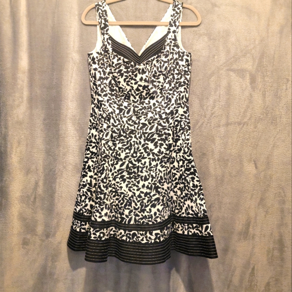 Jones (6) dress